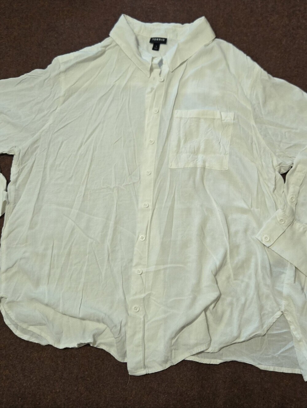 Torrid Size 1 (1X) White Button Up Shirt Loose And Classic Rayon
